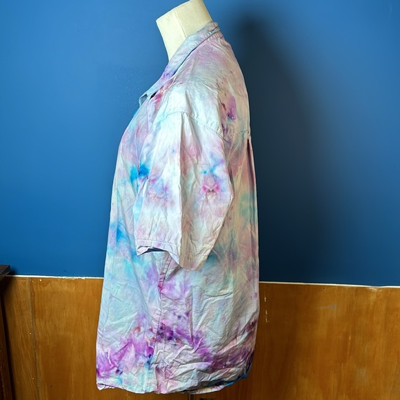 Tye dye button down shirt - Picture 5 of 12